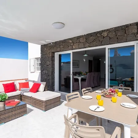 Villa Volcan By *